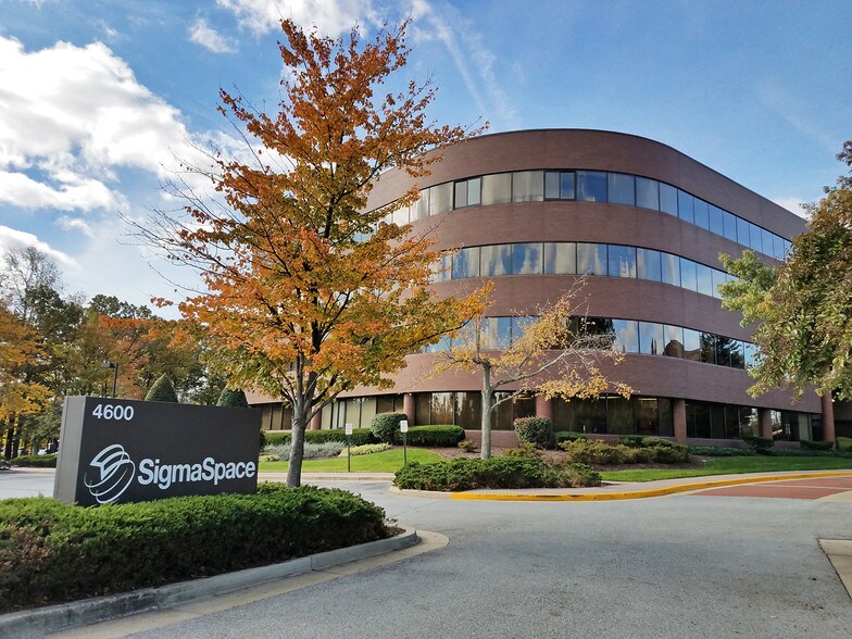 More Photos Of 4600 Forbes Blvd, Lanham Office For Sale