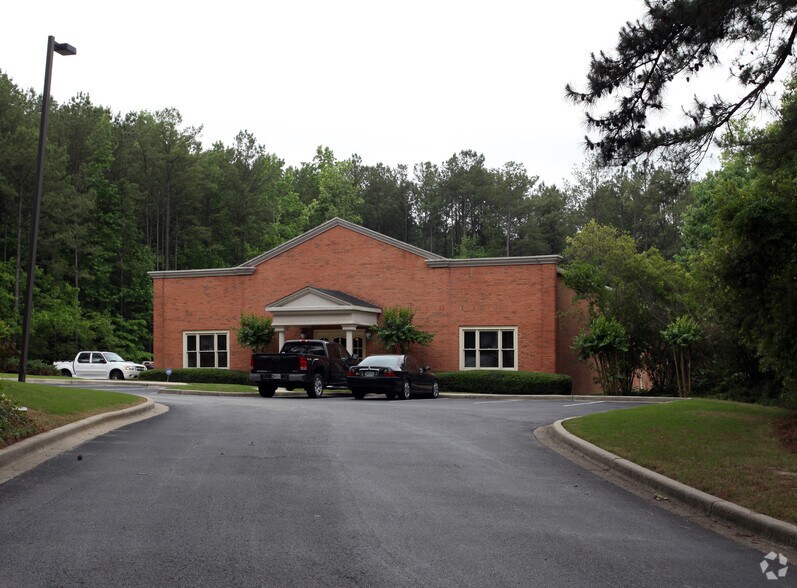 More Photos Of 2176 Parkway Lake Dr, Hoover Office For Lease
