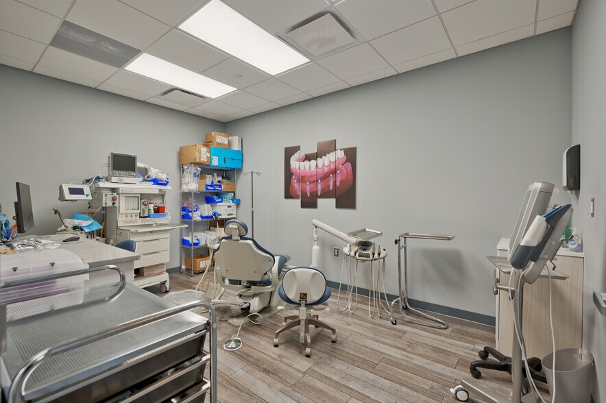 More Photos Of 44355 Premier Plaza, Ashburn Office For Sale