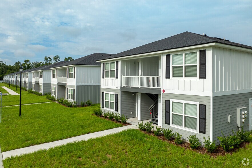 More Photos Of 9612 Hood Rd, Jacksonville Apartments For Sale