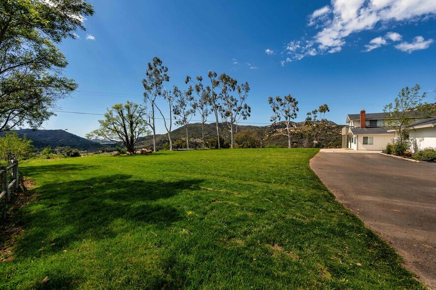 More Photos Of 26086 Bear Valley Heights Rd, Escondido Land For Sale