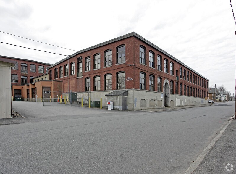 More Photos Of 60 Fremont St, Worcester Warehouse For Sale