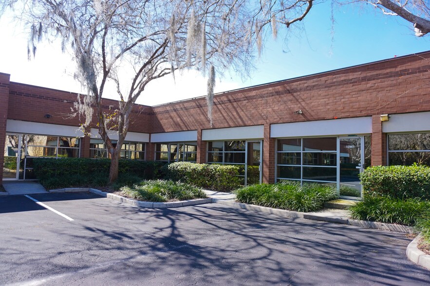 More Photos Of 12451-12499 Telecom Dr, Tampa Light Distribution For Lease