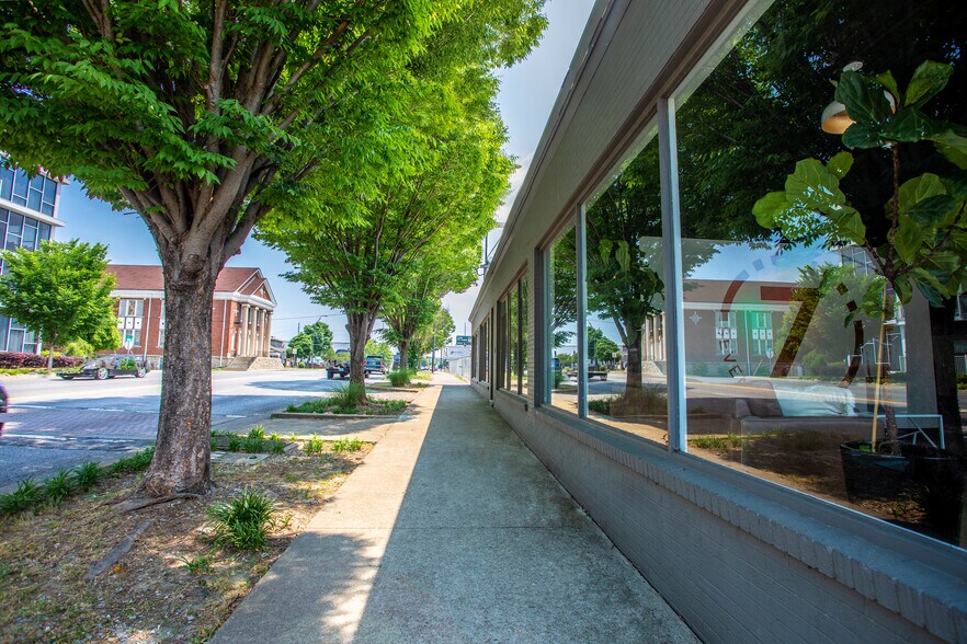 More Photos Of 600 Main St, Nashville Loft Creative Space For Lease