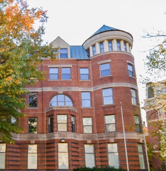 More Photos Of 1615 New Hampshire Ave NW, Washington Office Residential For Sale
