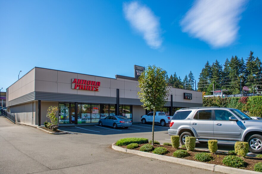 More Photos Of 15252 Aurora Ave N, Seattle General Retail For Lease