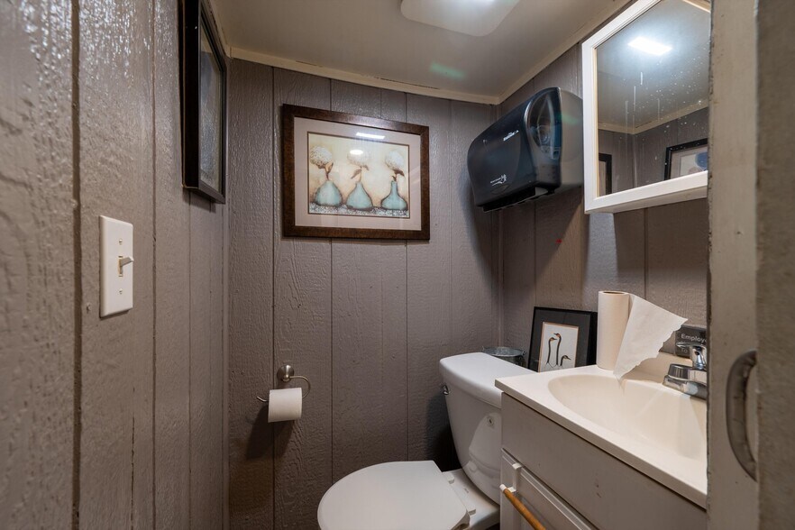 More Photos Of 266 County Route 7, Nassau Restaurant For Sale