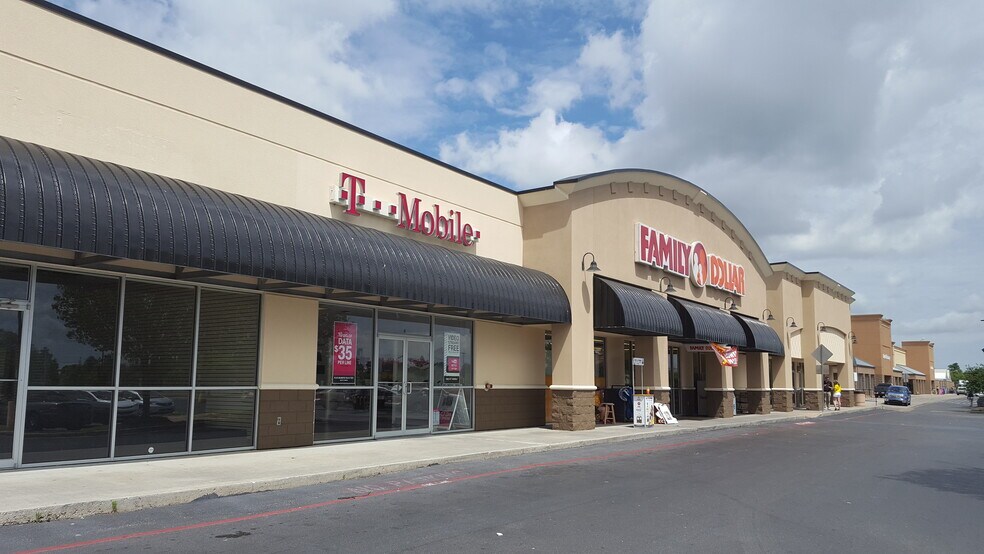 More Photos Of 4021 Behrman Pl, New Orleans Storefront For Lease