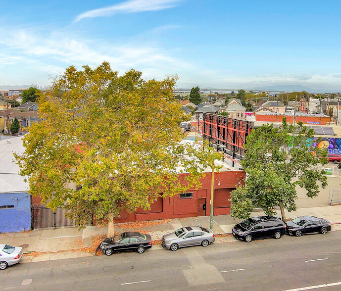 Primary Photo Of 3301-3303 San Pablo Ave, Oakland Freestanding For Sale