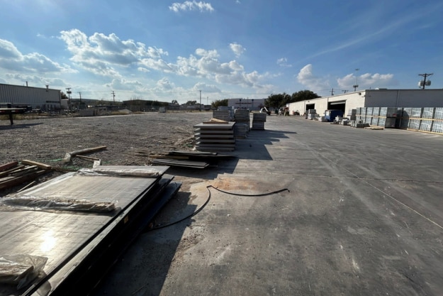 More Photos Of 2920 Industrial Ln, Garland Industrial For Lease