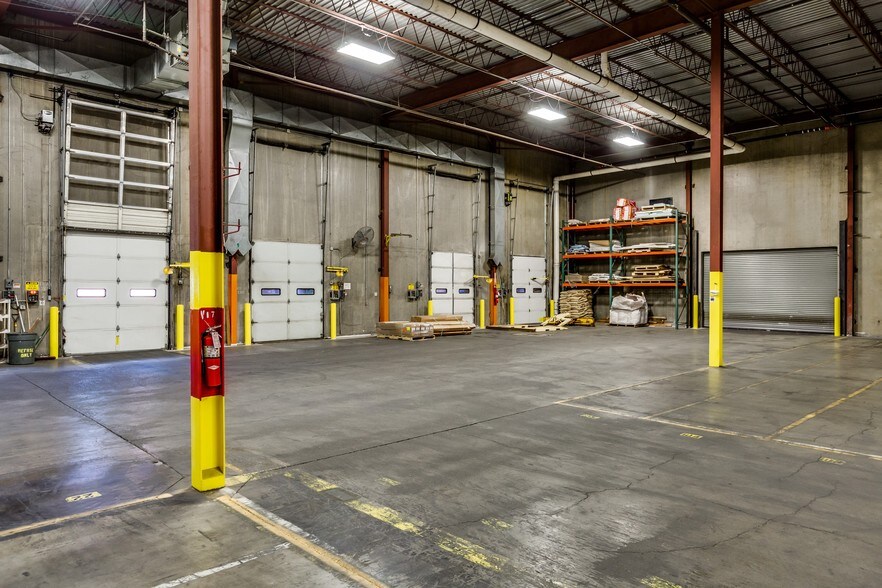 More Photos Of 430 7th Ave S, Buhl Manufacturing For Lease