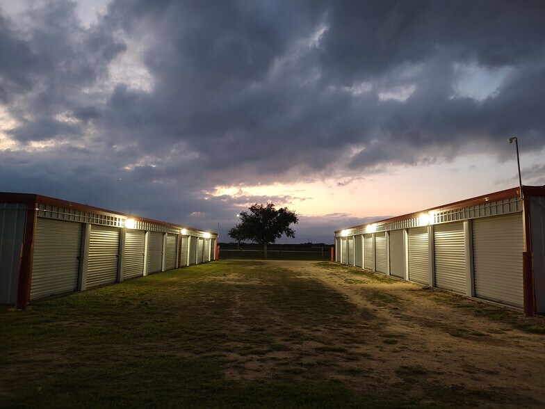 More Photos Of 108 Co 422 rd, Premont Specialty For Sale