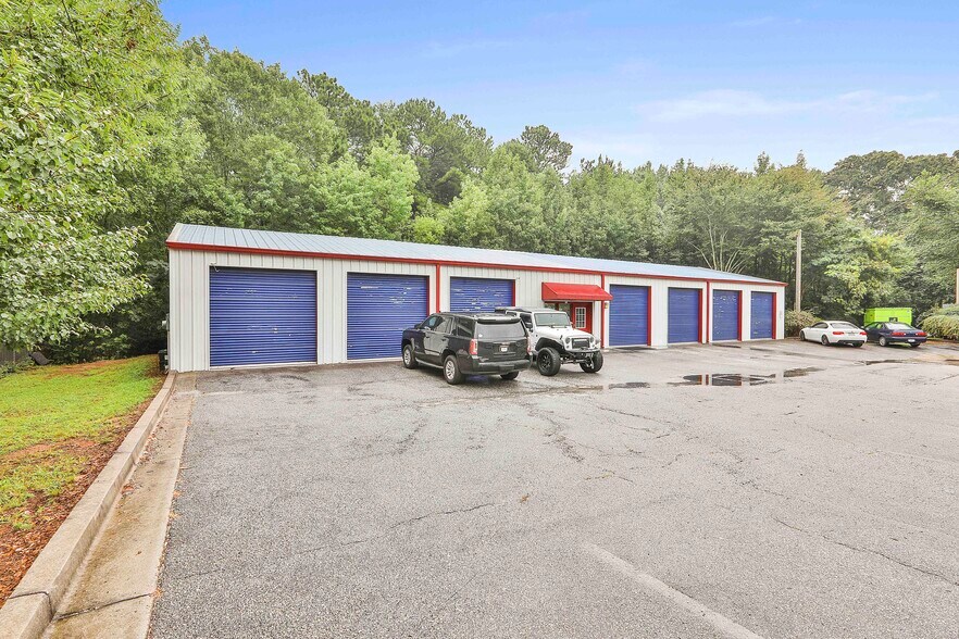 Primary Photo Of 24 Tower Pl, Newnan Industrial For Sale