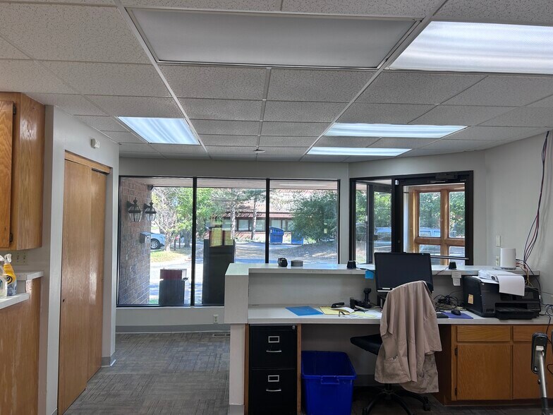 More Photos Of 17833 Hutchins Dr, Minnetonka Medical For Sale