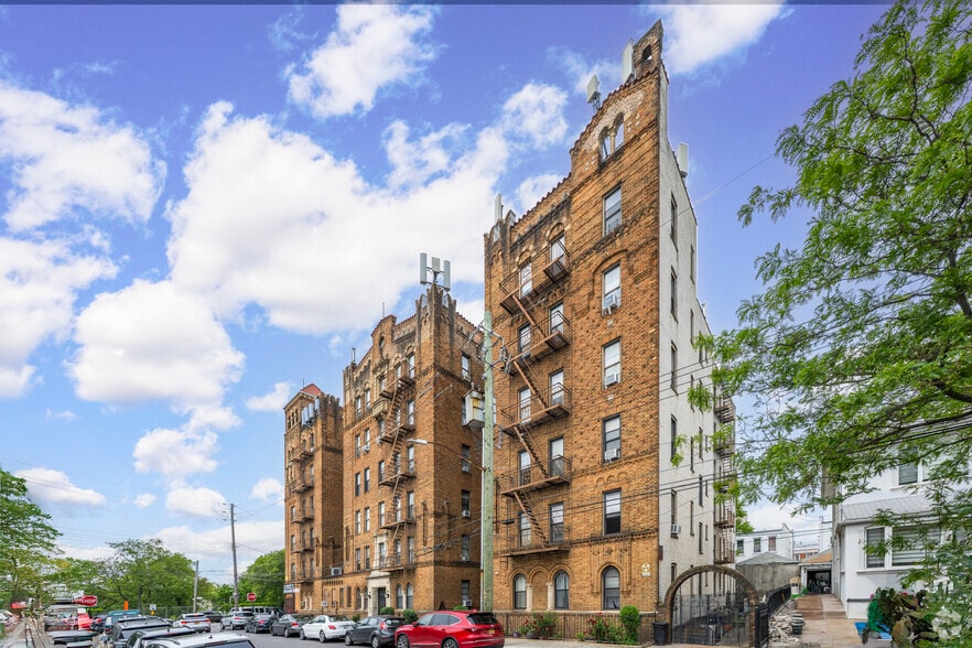 More Photos Of 901 80th St, Brooklyn Apartments For Lease