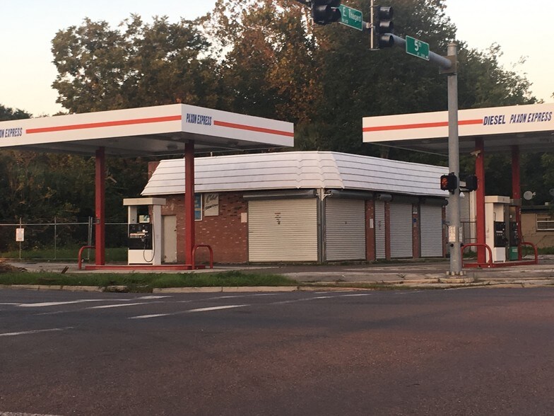 More Photos Of 3157 W 5th St, Jacksonville Convenience Store For Sale