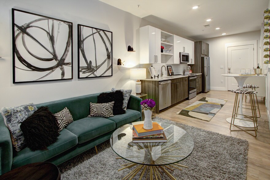 More Photos Of 1520 Mockingbird Ln, Charlotte Apartments For Lease