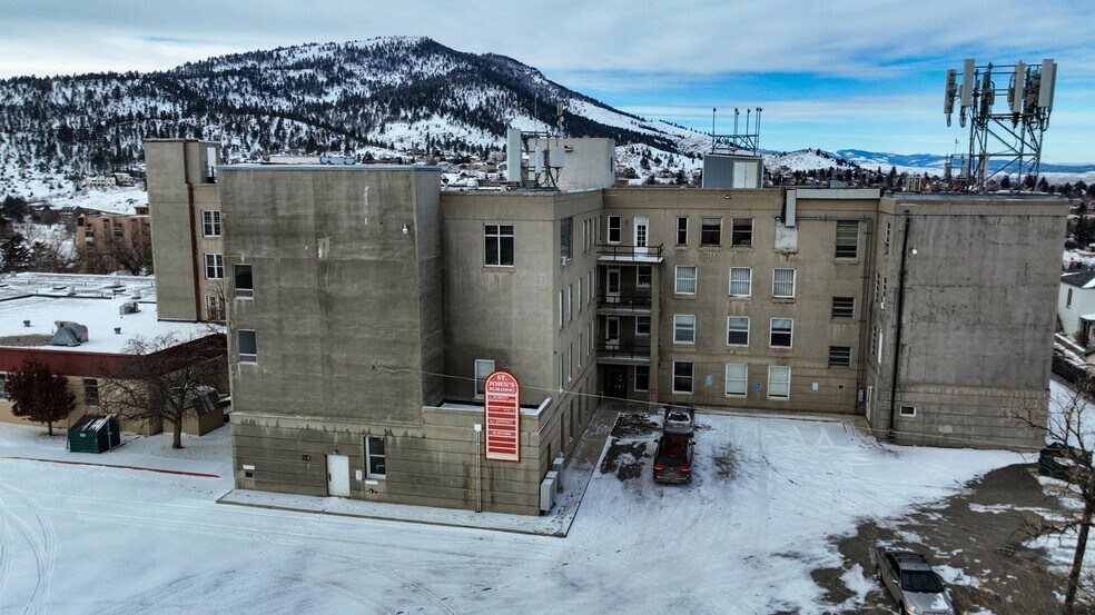 More Photos Of 25 Ewing St, Helena Medical For Sale