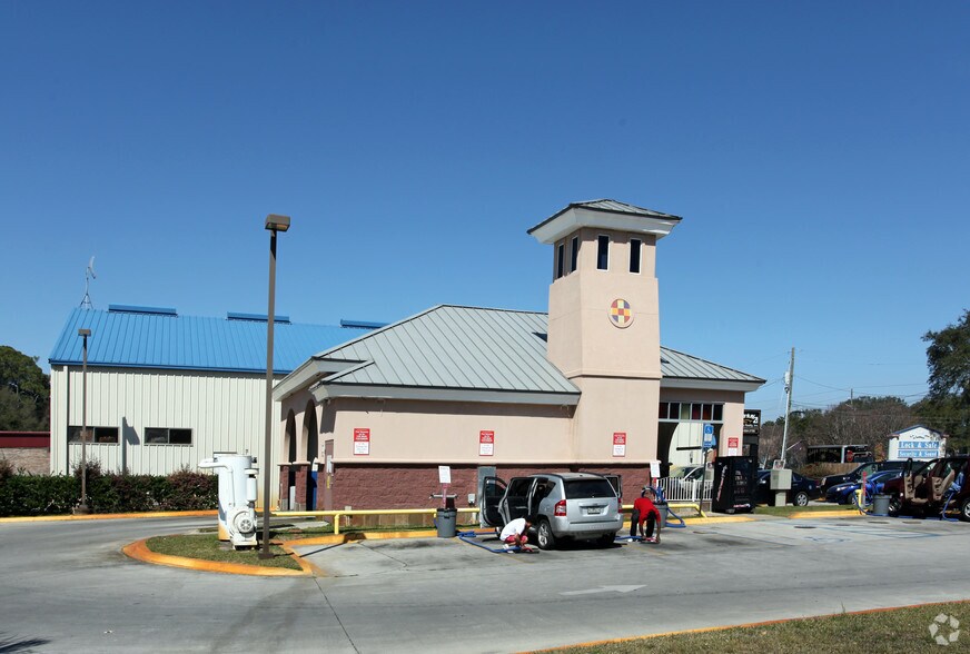 More Photos Of 120 Mary Esther Blvd, Mary Esther Carwash For Sale