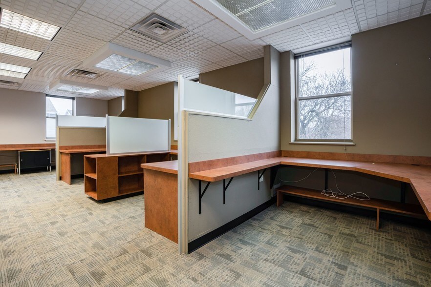 More Photos Of 303 Mill St, Poughkeepsie Loft Creative Space For Lease