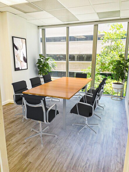 More Photos Of 150 SE 2nd Ave, Miami Coworking Space