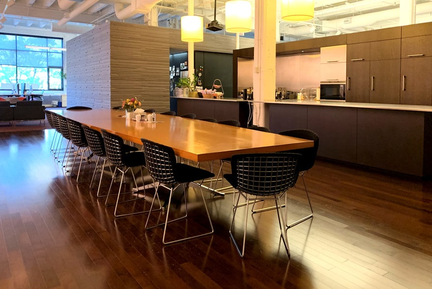 More Photos Of 30 N Racine Ave, Chicago Loft Creative Space For Lease