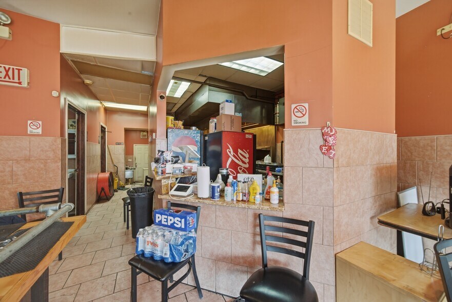 More Photos Of 518 Western ave, Chicago Apartments For Sale
