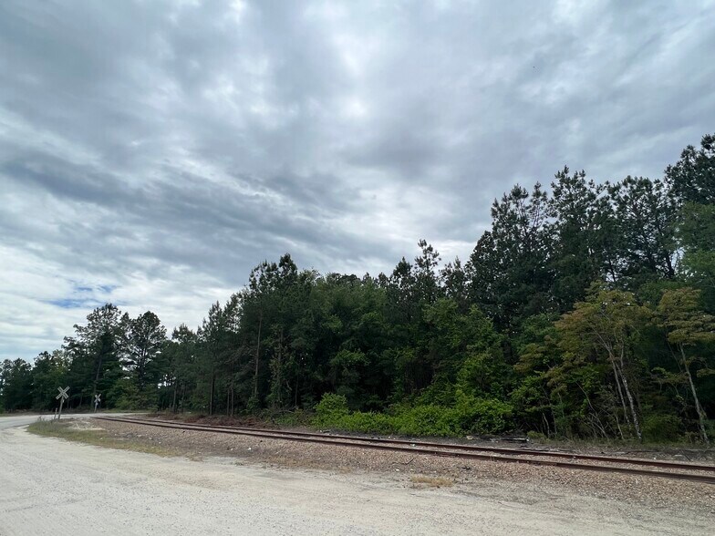 More Photos Of Lee Paving -1, Aberdeen Land For Sale
