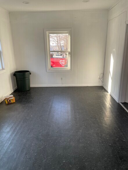 More Photos Of 9510 Center St, Manassas Medical For Lease