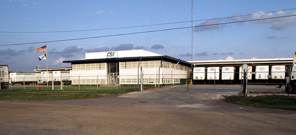 Primary Photo Of 1235 Gazin St, Houston Truck Terminal For Lease