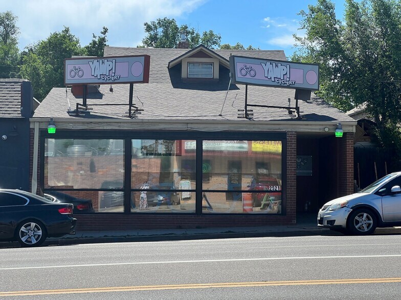 More Photos Of 2521 Sheridan Blvd, Edgewater General Retail For Lease