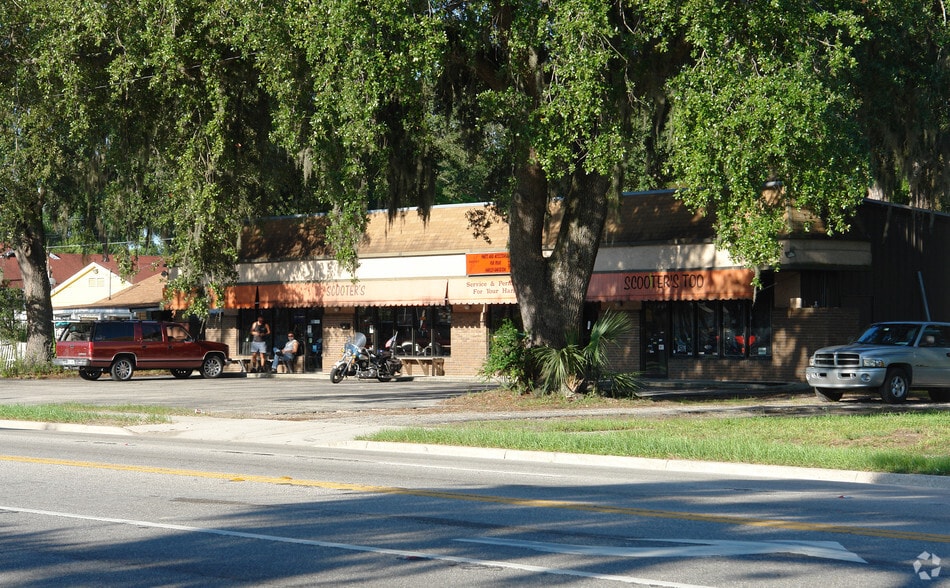 More Photos Of 210 S French Ave, Sanford Freestanding For Sale