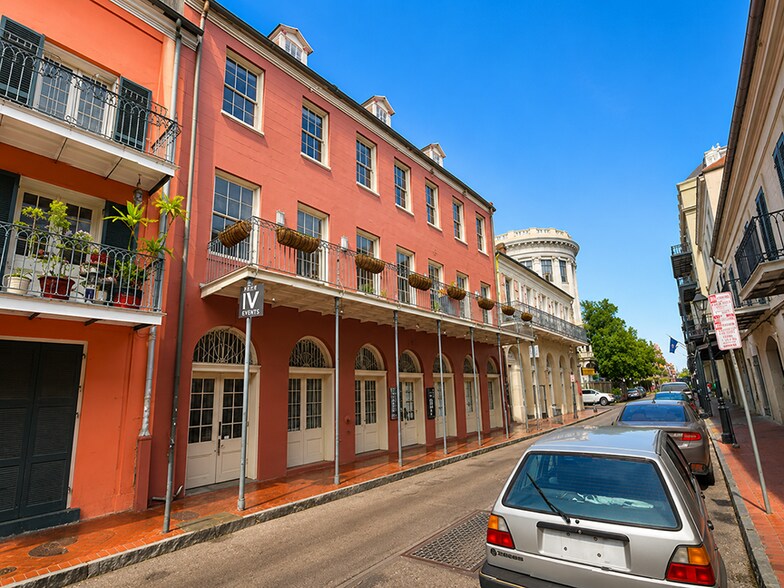More Photos Of 534 Saint Louis St, New Orleans Restaurant For Lease
