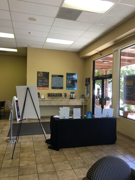 More Photos Of 800 W Harris St, Eureka Unknown For Lease