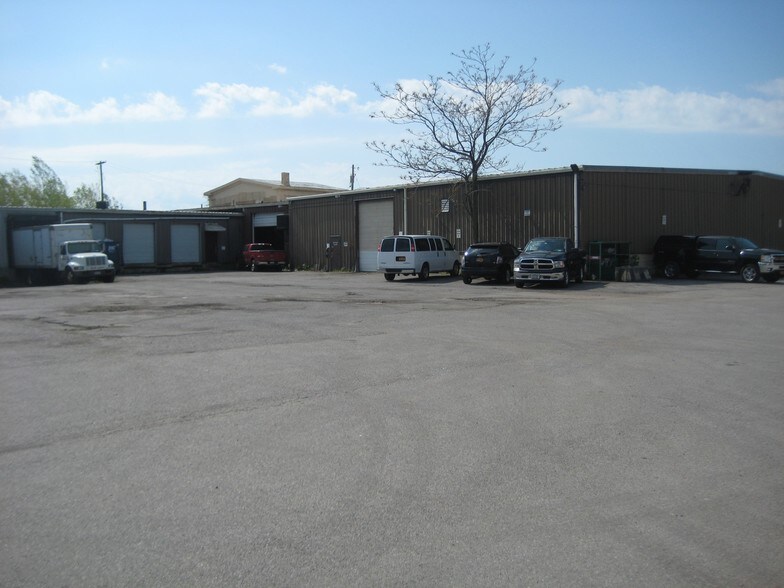 More Photos Of 212 Ohio St, Buffalo Warehouse For Lease