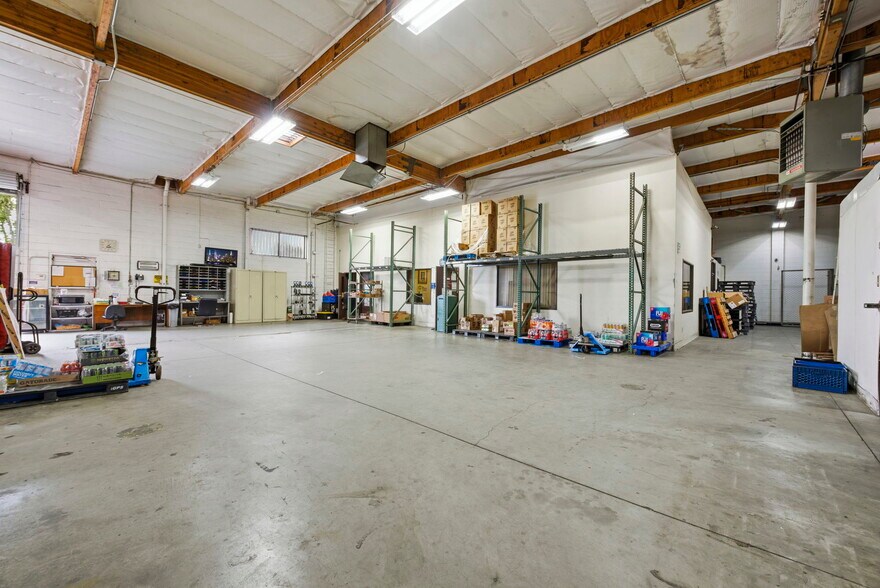More Photos Of 13310 Ralston Ave, Sylmar Warehouse For Sale