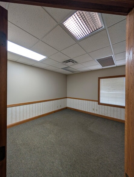 More Photos Of 460 N Morton St, Franklin Office For Lease