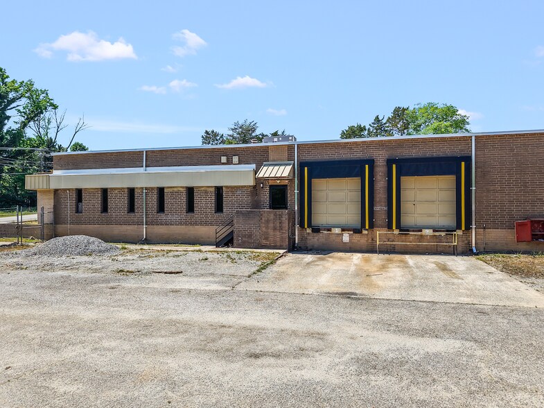 More Photos Of 1218 Hickory Chapel Rd, High Point Light Distribution For Lease