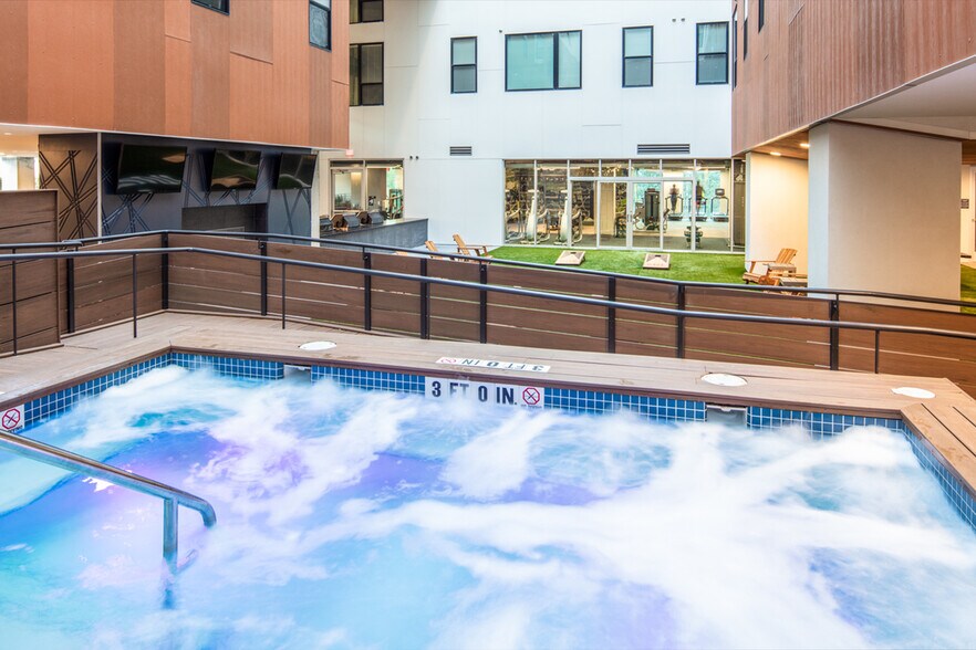 More Photos Of 532 E College Ave, State College Apartments For Lease