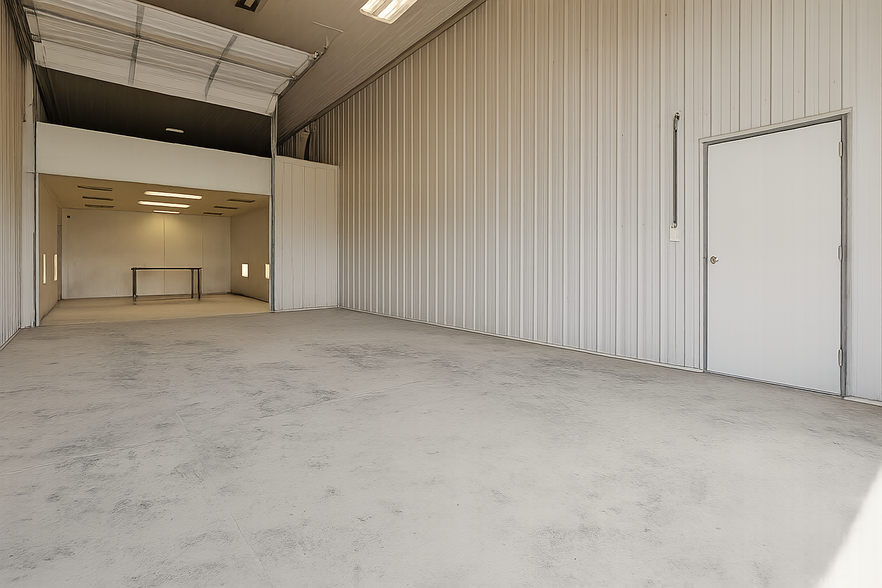 More Photos Of 2100 W Main St, Newcastle Flex For Sale