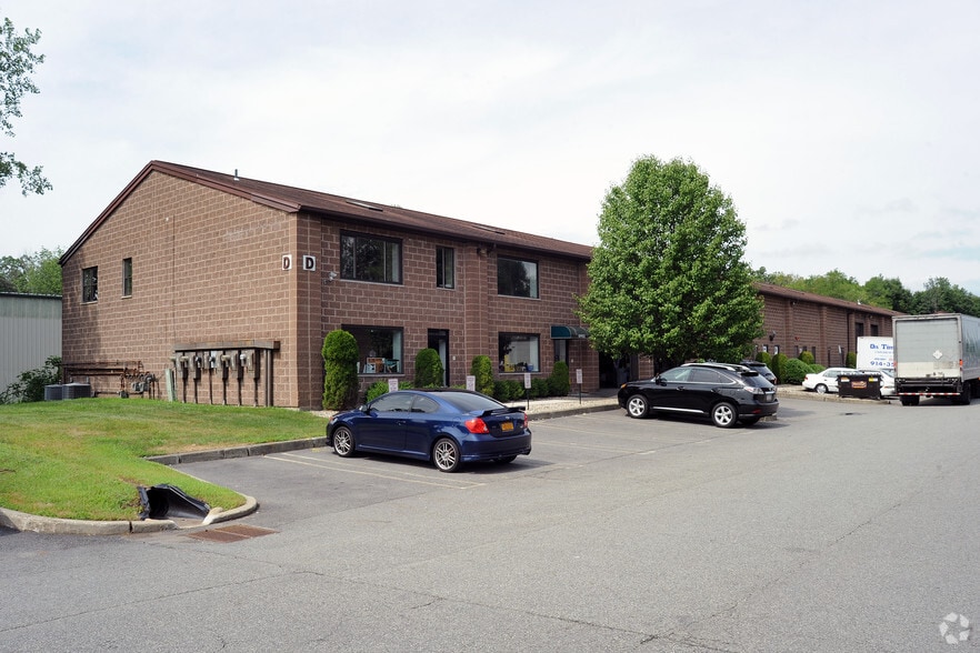 Primary Photo Of 401-405 Spook Rock Rd, Suffern Warehouse For Sale