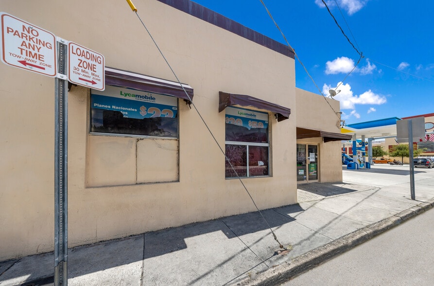 More Photos Of 999 W Flagler St, Miami Service Station For Lease