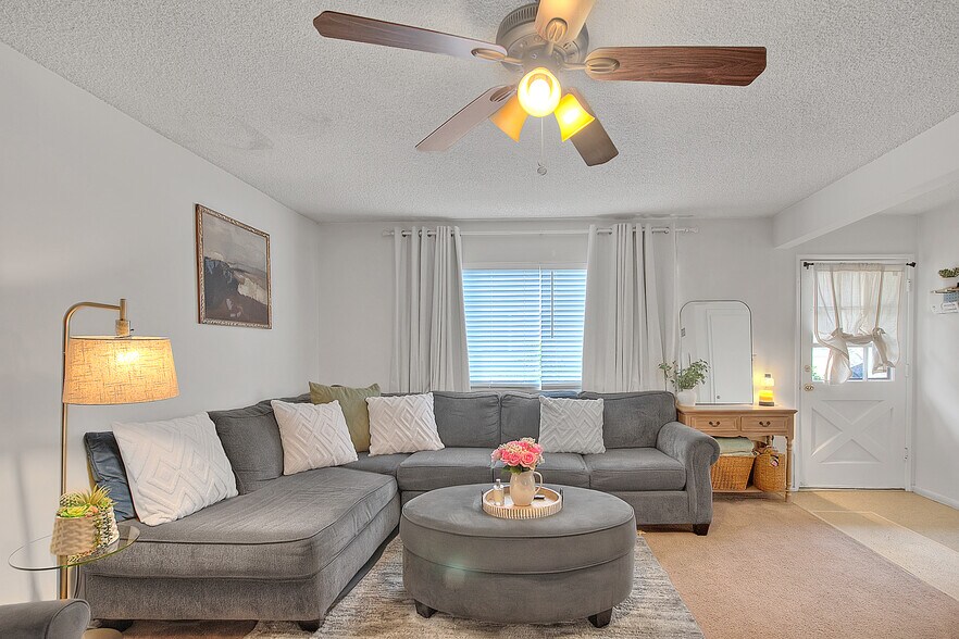 More Photos Of 275-299 Monte Vista St, La Habra Apartments For Sale