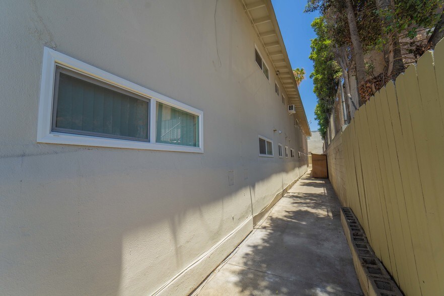 More Photos Of 915 N Ave, National City Apartments For Sale