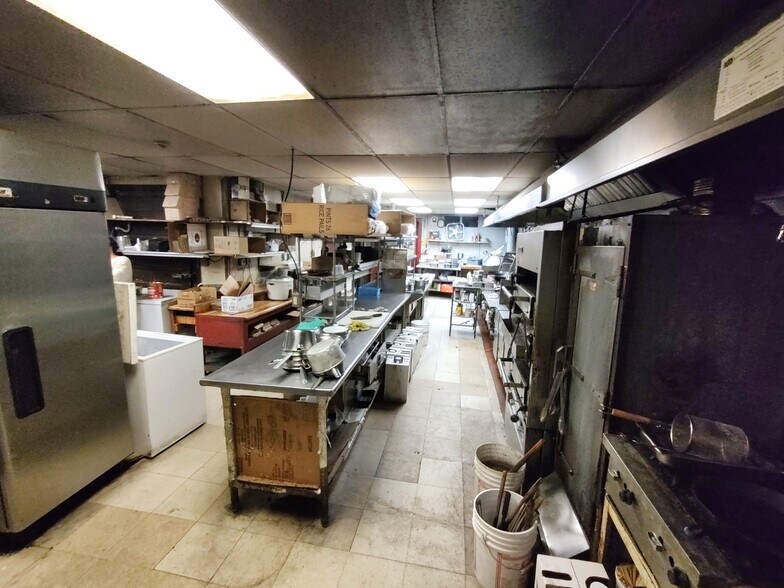 More Photos Of 660 Spring St, Winchendon Restaurant For Sale