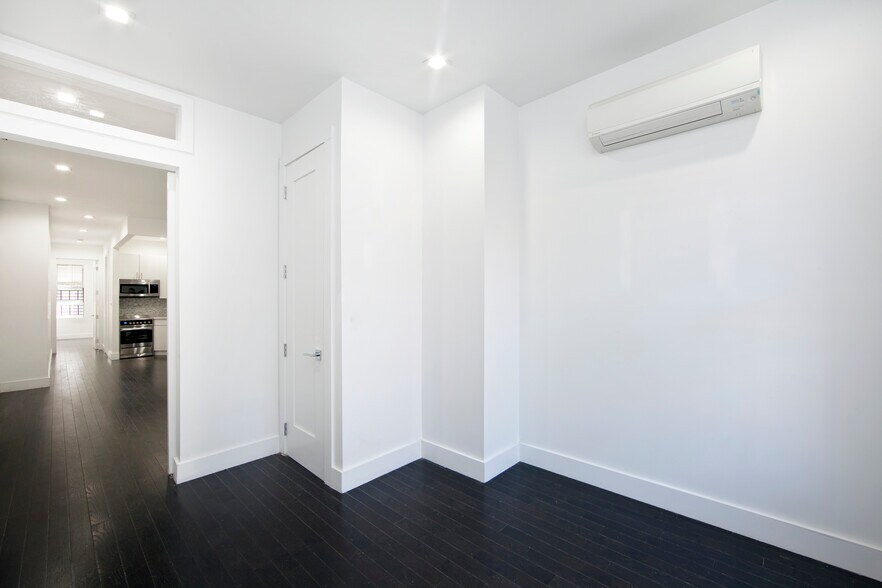 More Photos Of 247 Himrod St, Brooklyn Apartments For Sale