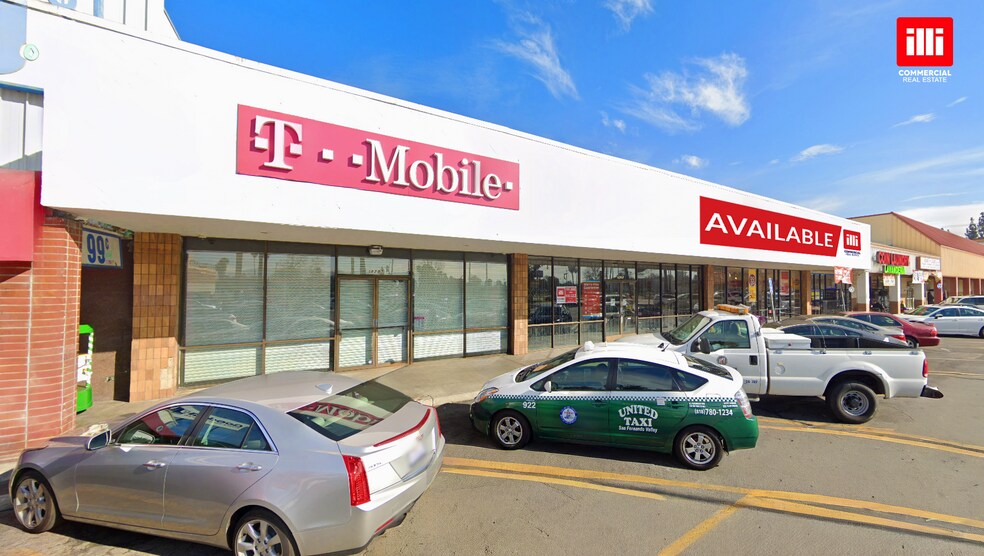 More Photos Of 18201-18207 Sherman Way, Reseda Storefront For Lease