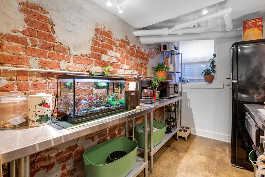 More Photos Of 1568 Vine St, Denver Apartments For Sale