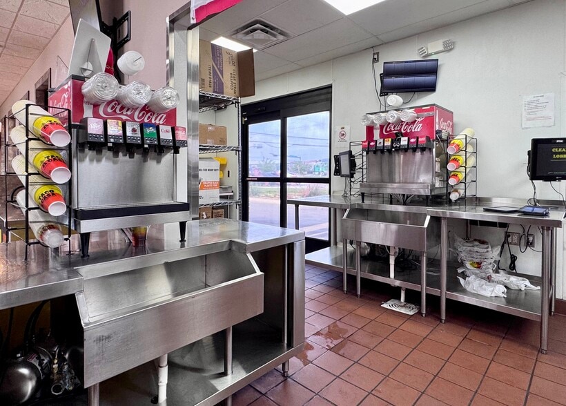 More Photos Of 3201 W Stan Schlueter Loop, Killeen General Retail For Sale