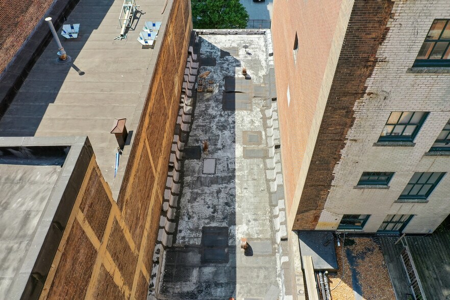 More Photos Of 1011 Olive St, Saint Louis Restaurant For Sale